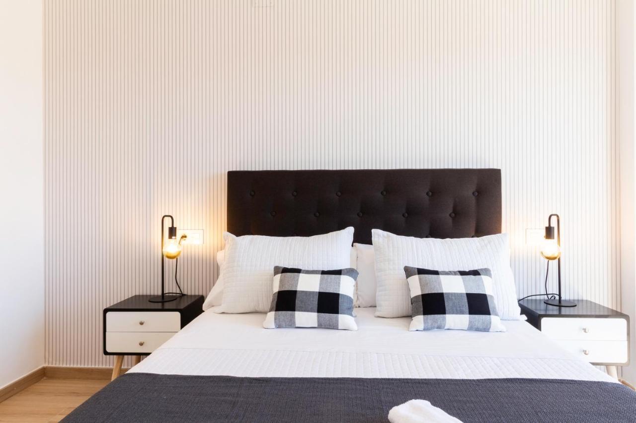 Huelin Suites Malaga Bagian luar foto