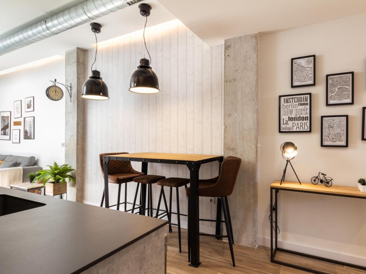 Huelin Suites Malaga Bagian luar foto