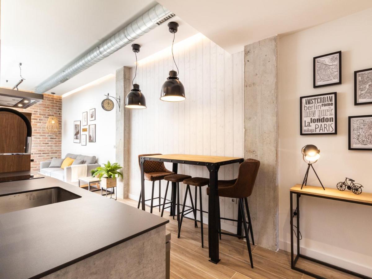 Huelin Suites Malaga Bagian luar foto