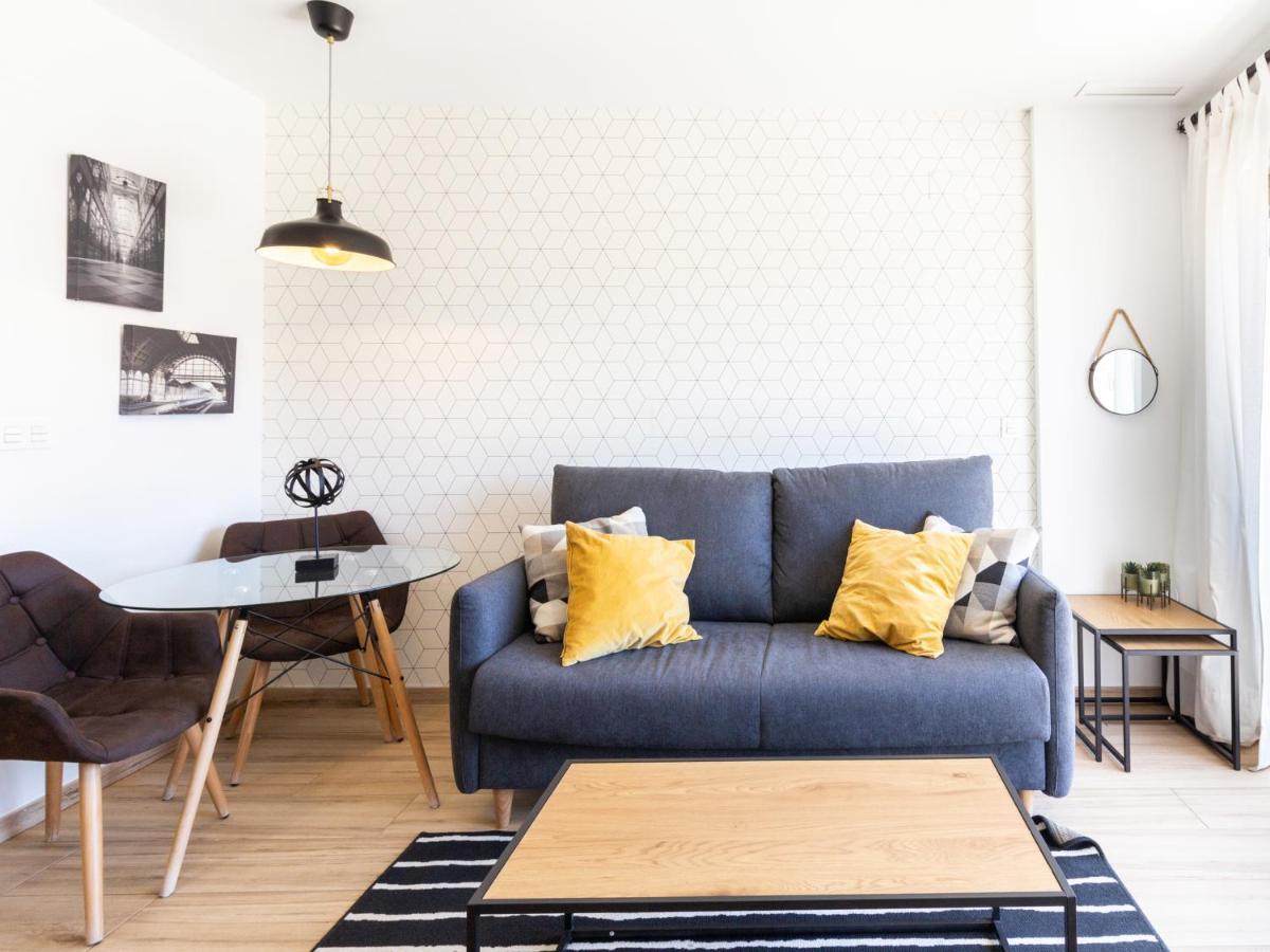 Huelin Suites Malaga Bagian luar foto