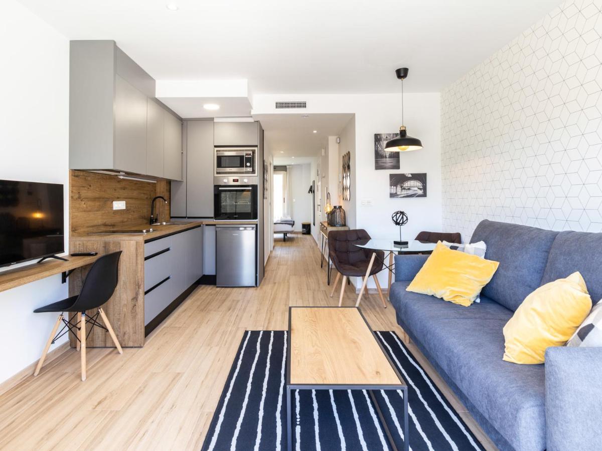 Huelin Suites Malaga Bagian luar foto