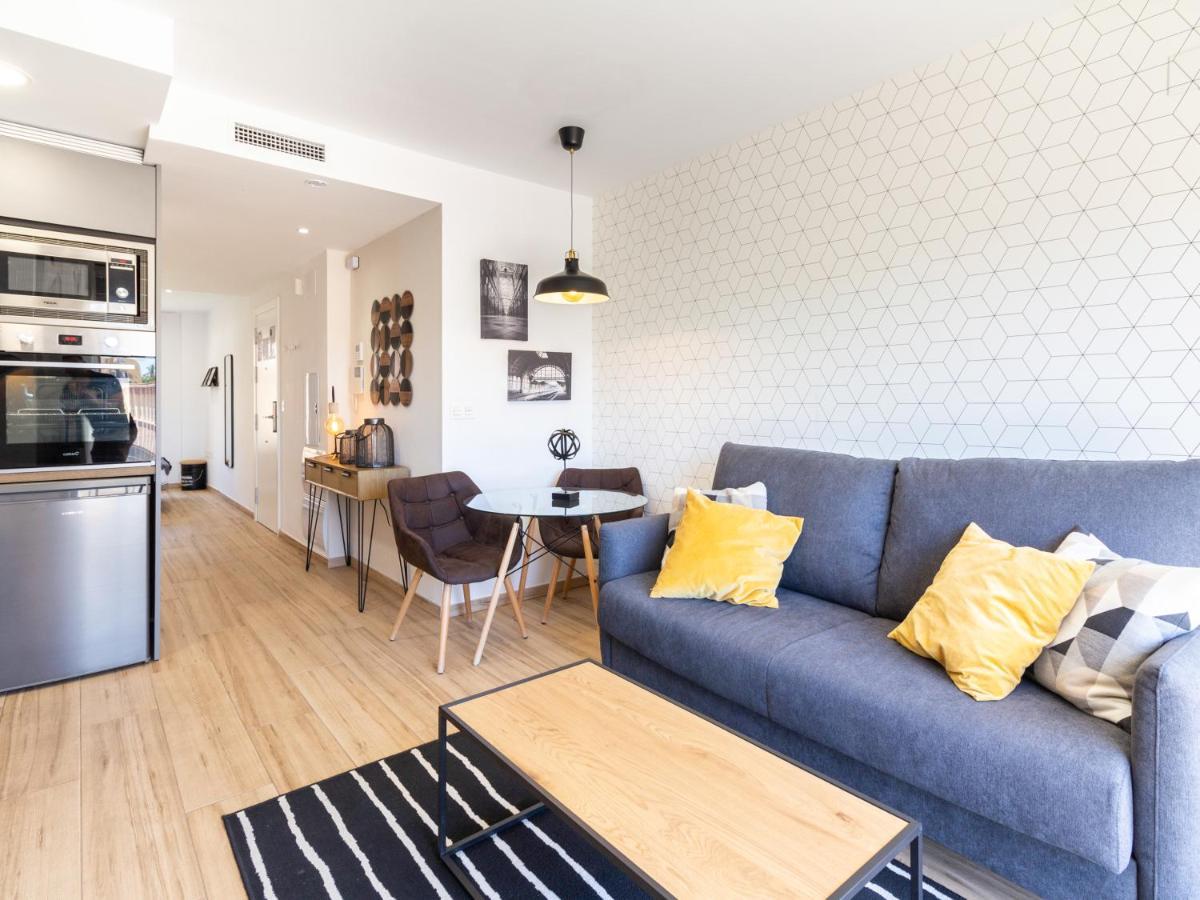 Huelin Suites Malaga Bagian luar foto